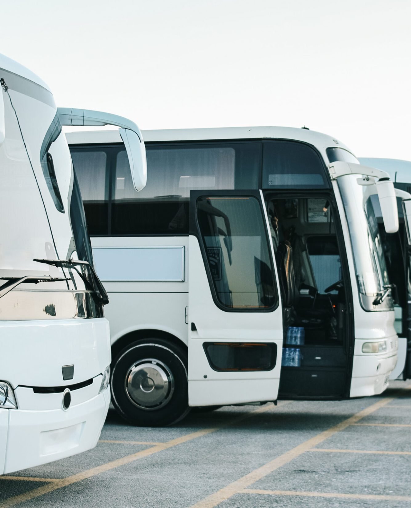 buses-parking-lot-2025-01-27-11-07-33-utc